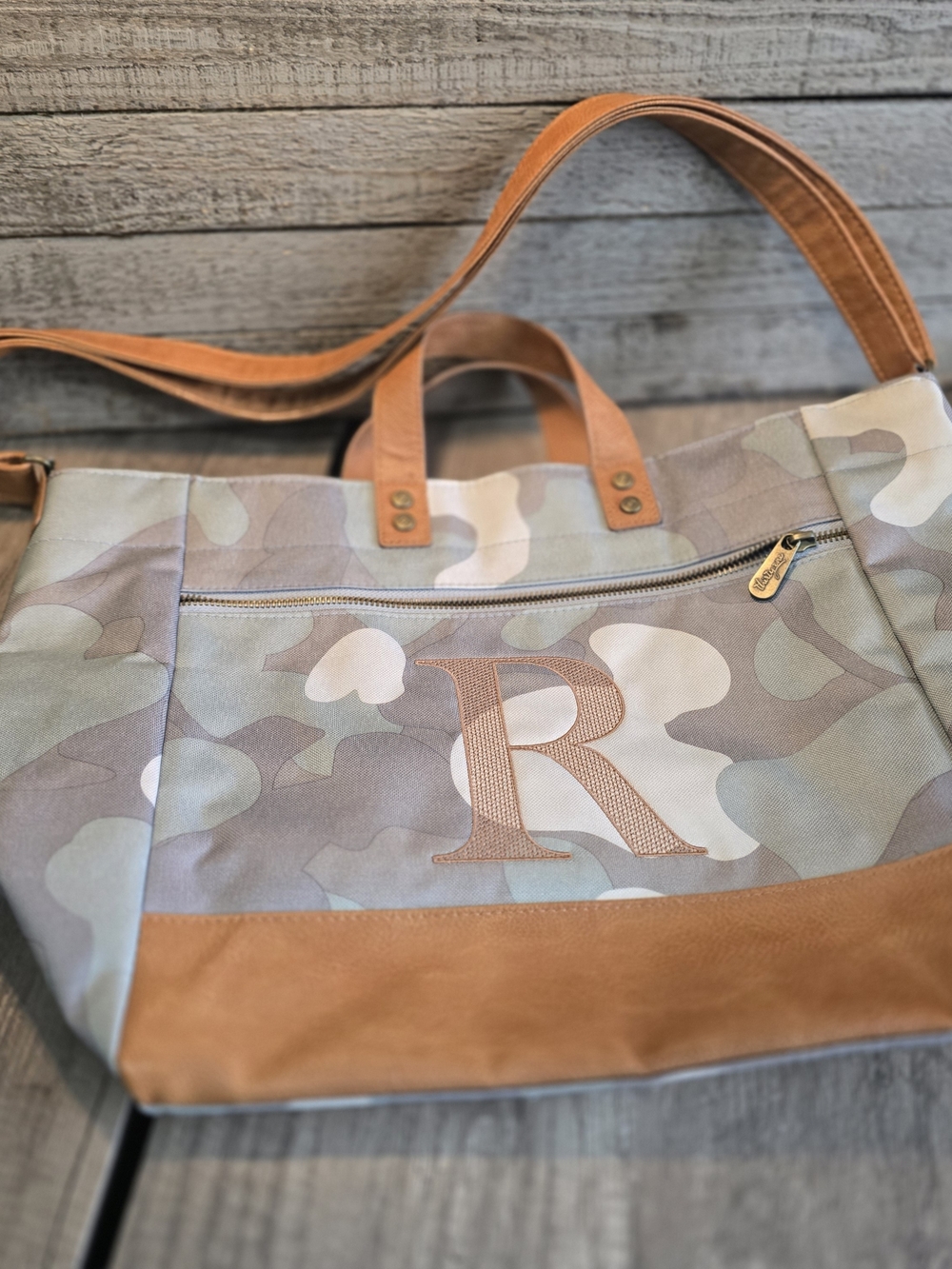 Thirty-One Gifts Step Up Tote in Soft Camo.
